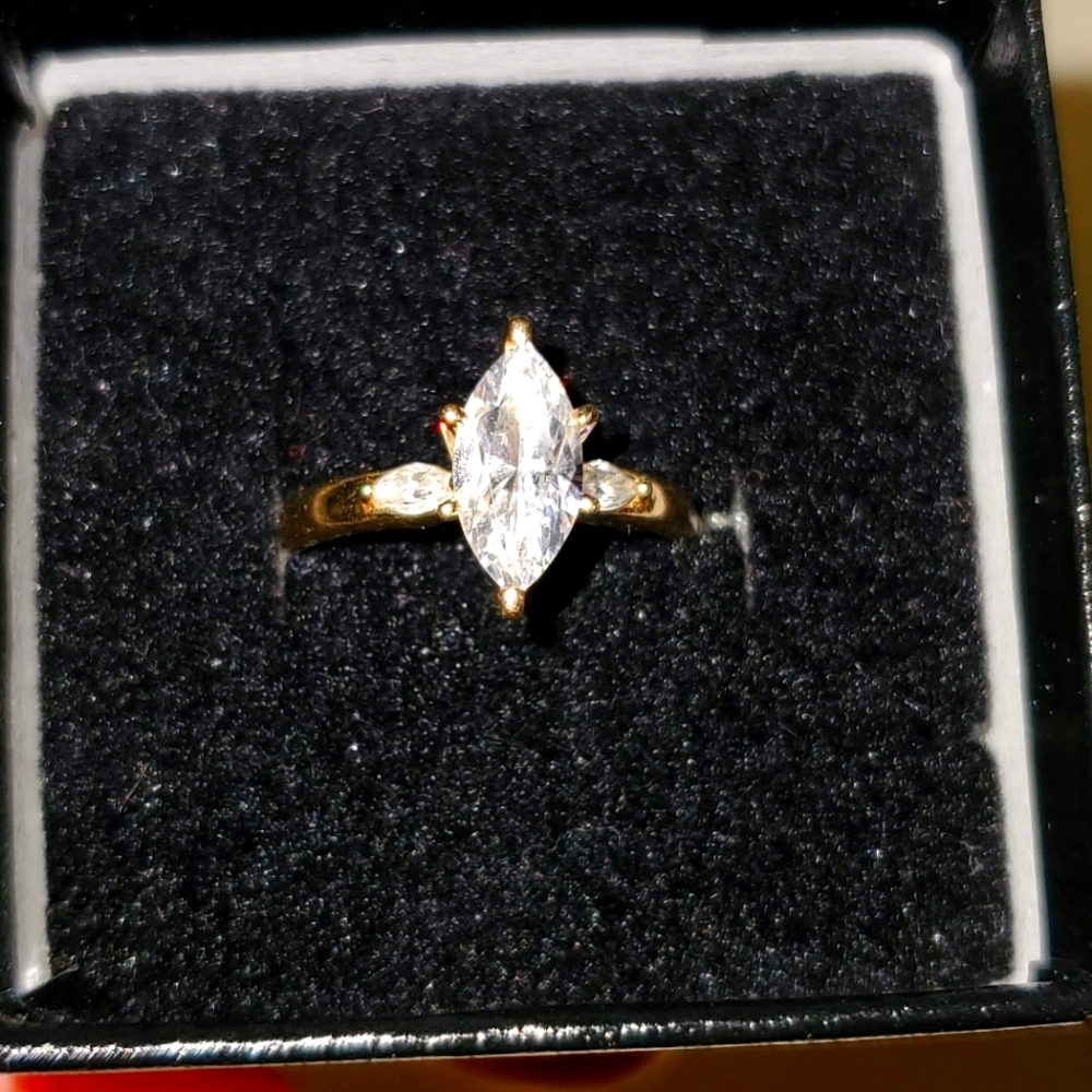 14K gold ring